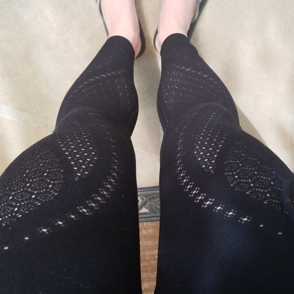 Lululemon Reveal tight